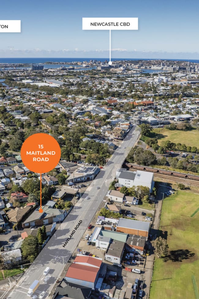 15 Maitland Road Mayfield East NSW 2304