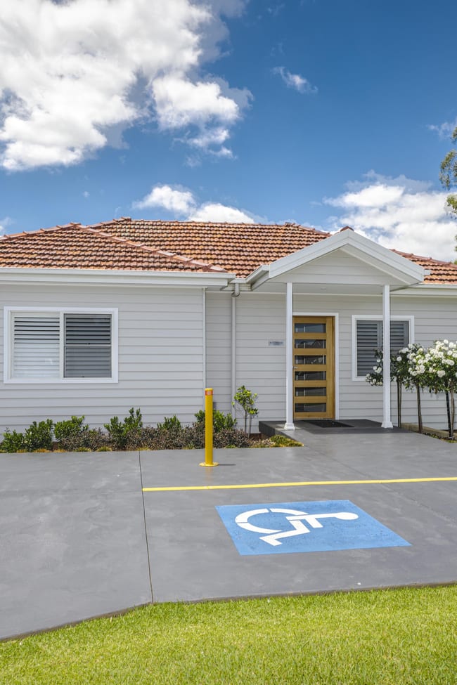 34 Bradbury Avenue Campbelltown NSW 2560