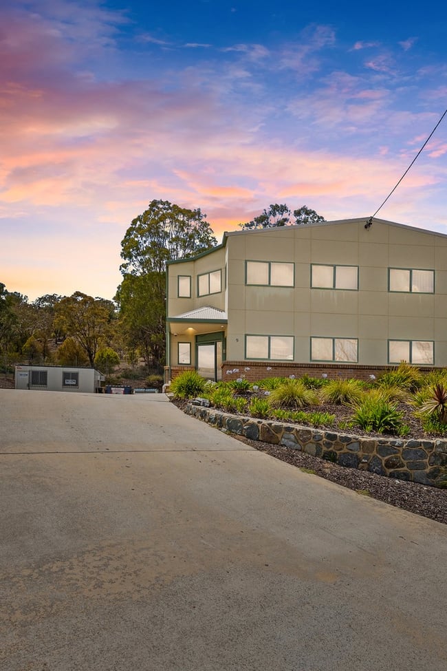 9 Penney Place Queanbeyan East NSW 2620