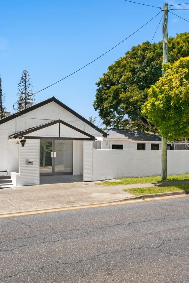 105 & 107 South Pine Road Alderley QLD 4051