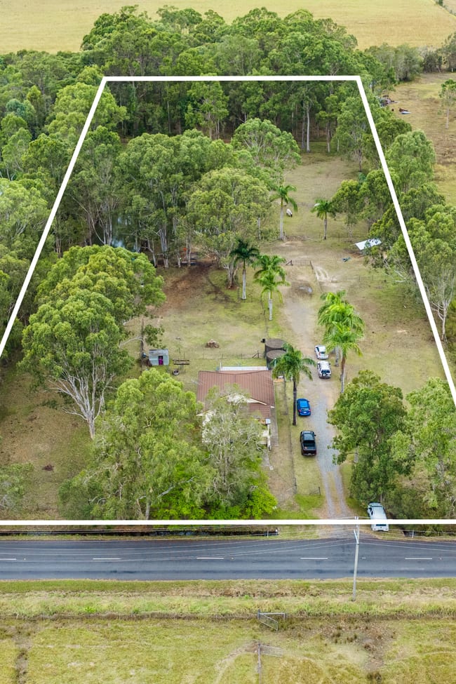82 Ageston Road Alberton QLD 4207