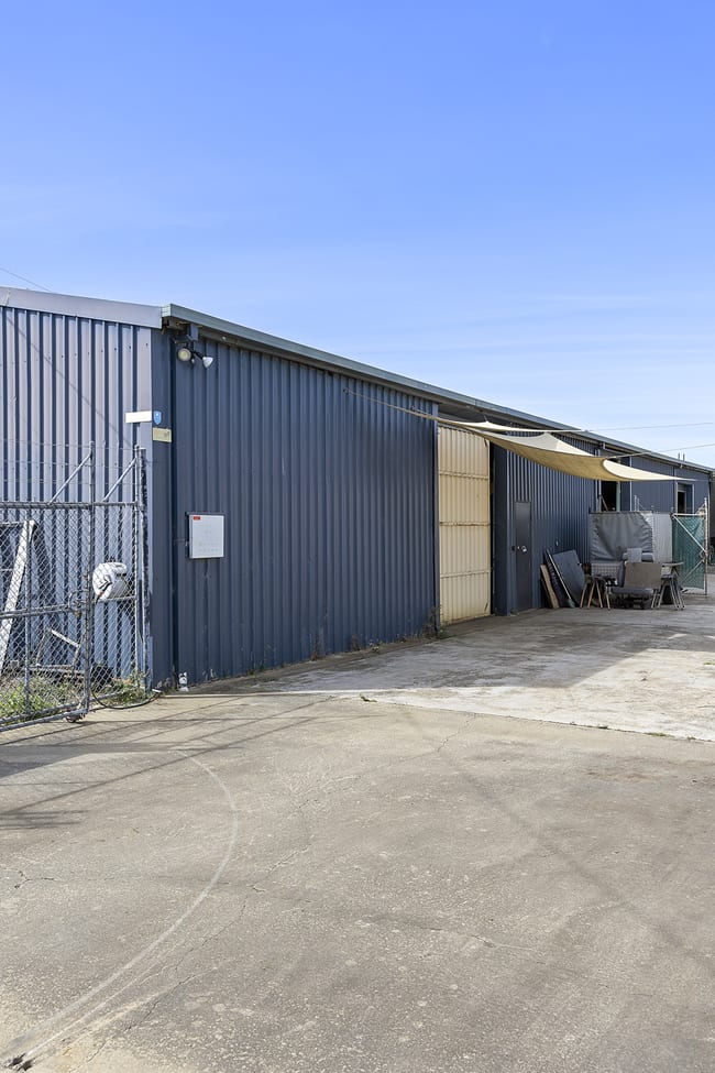 6 Seabright Street North Shore VIC 3214