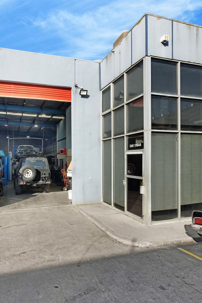 1/1644 Ferntree Gully Road Knoxfield VIC 3180 1/1644 Ferntree Gully Road Knoxfield VIC 3180