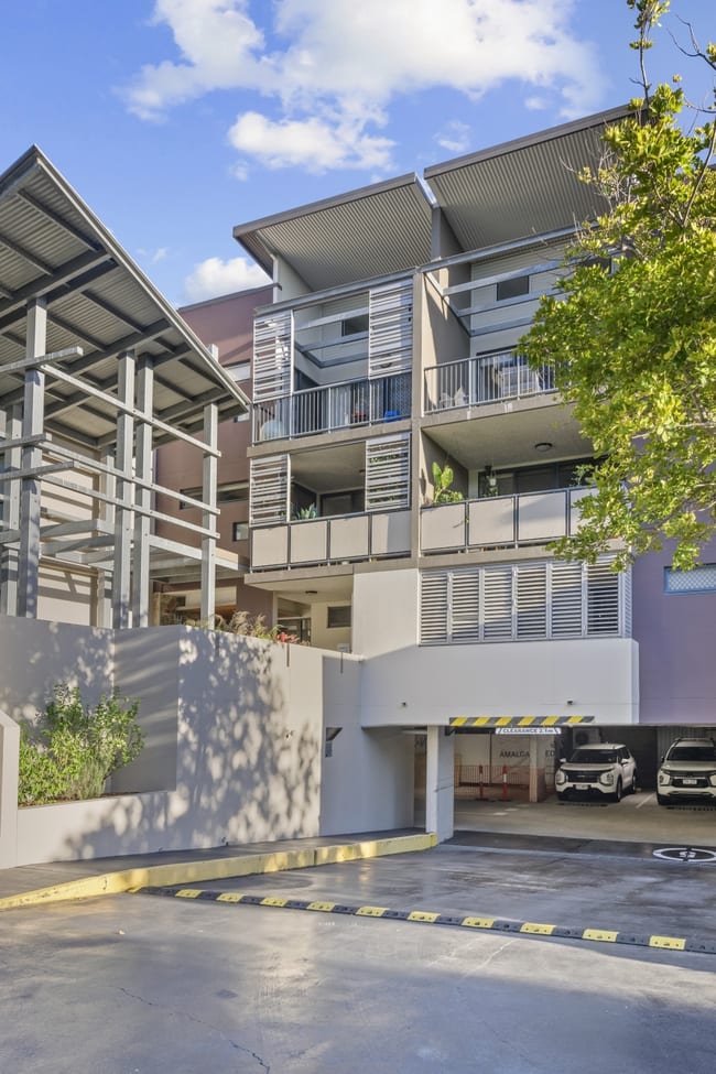 Fairfield QLD 4103