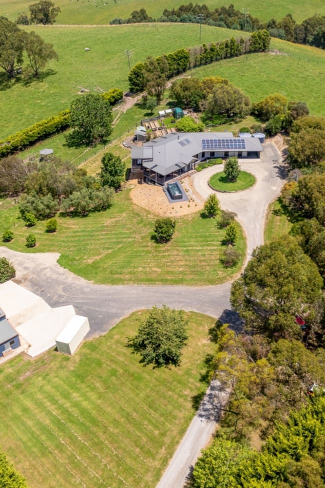 68 Whitworths Road Korumburra South VIC 3950 68 Whitworths Road Korumburra South VIC 3950