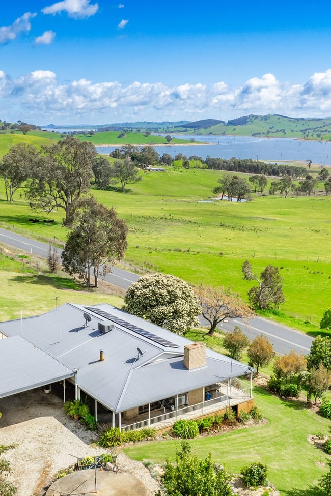 'House' &/'Bert's Corner' 106 Wises Creek Road Talgarno VIC 3691
