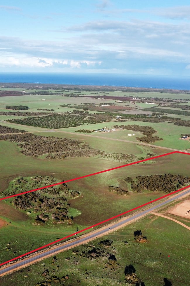 125 Loxton Drive Bookara WA 6525 125 Loxton Drive Bookara WA 6525