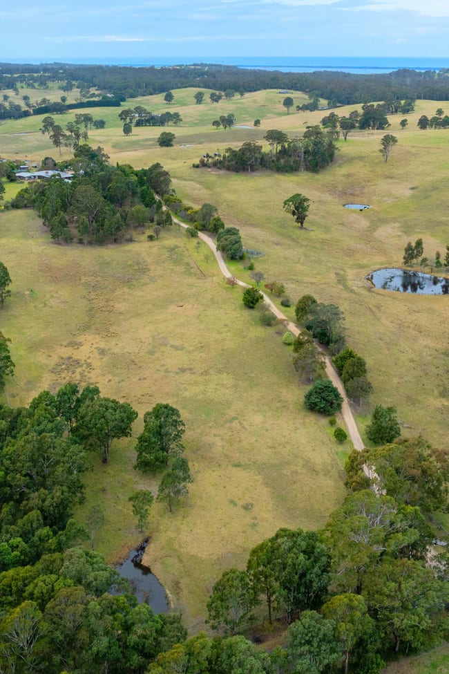 185 Rosherville Road Metung VIC 3904