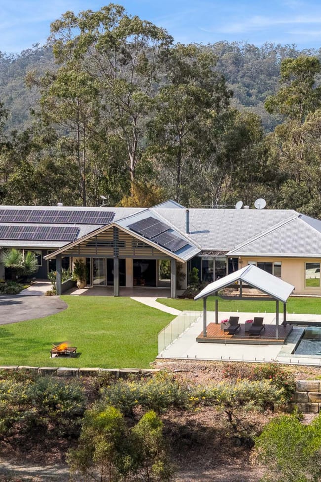 225 Pacey Road Upper Brookfield QLD 4069