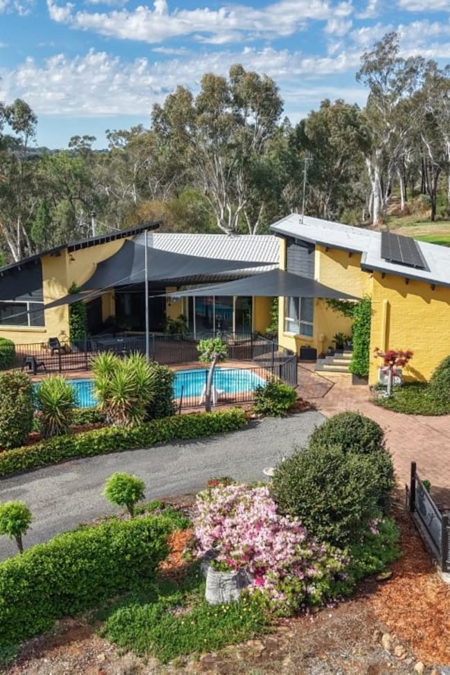 22 Hawkins Lane Coonabarabran NSW 2357