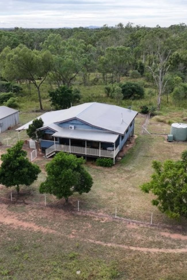 95 Curtis Road Broughton QLD 4820
