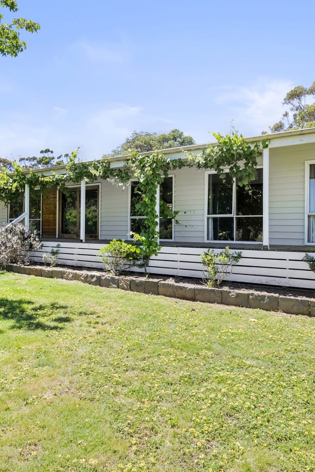 64 Reef Gully Lane Waterloo VIC 3373