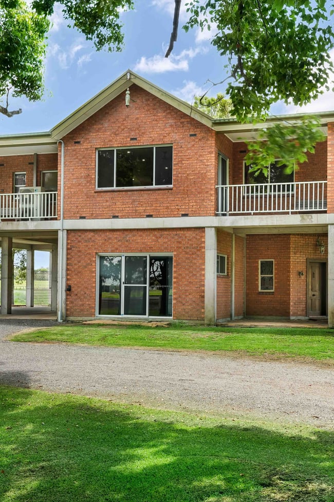 99 Flat Road Bolwarra NSW 2320