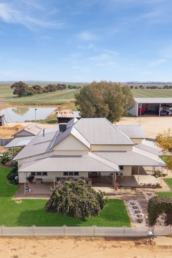 220 Loddon West Road Fernihurst VIC 3518