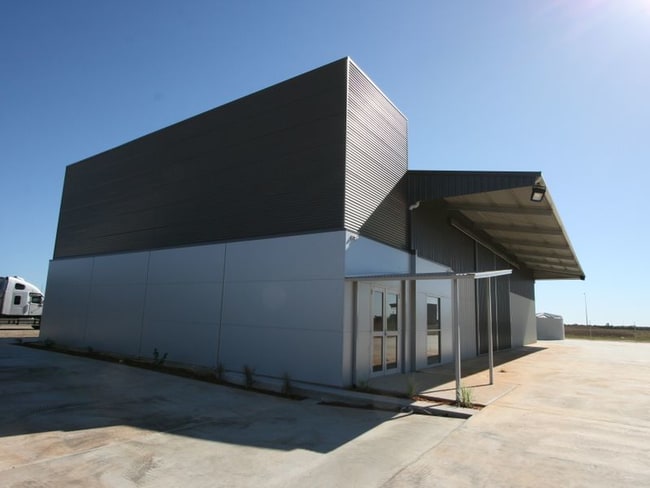 114-116 Deepdale Road Meru WA 6530 114-116 Deepdale Road Meru WA 6530