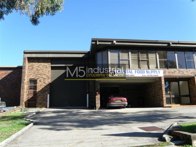 41B Garema Circuit Kingsgrove NSW 2208