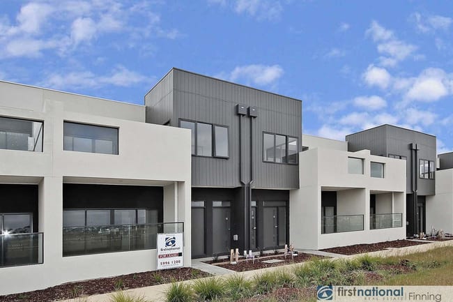 9 Push-Pea Way Cranbourne West VIC 3977 9 Push-Pea Way Cranbourne West VIC 3977
