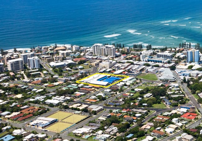 1 Ormuz Avenue Caloundra QLD 4551 1 Ormuz Avenue Caloundra QLD 4551