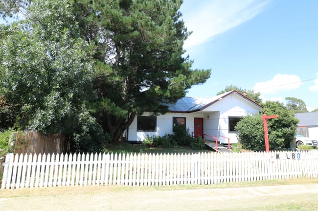 27 Malbon Street Bungendore NSW 2621 27 Malbon Street Bungendore NSW 2621