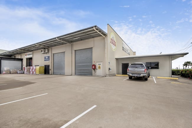 Unit 1/13-19 Civil Road Garbutt QLD 4814