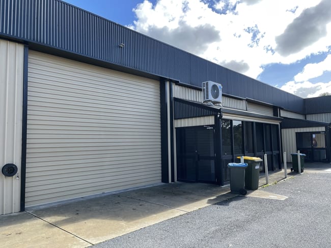 Unit 2/32 Simper Crescent Mount Barker SA 5251 Unit 2/32 Simper Crescent Mount Barker SA 5251