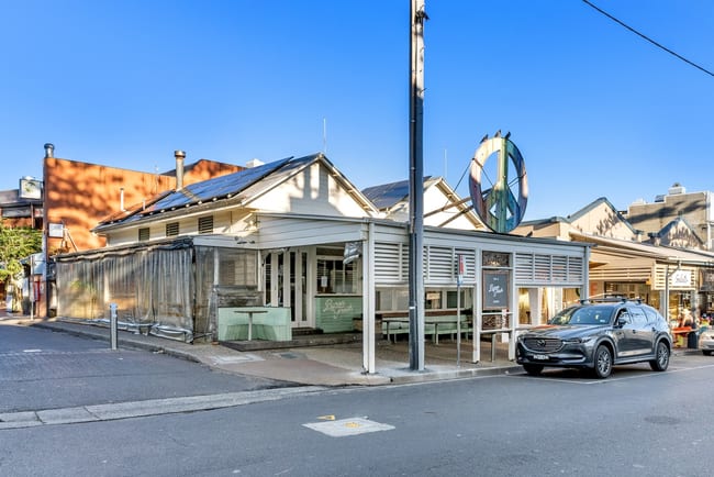 1 & 2/7 Jonson Street Byron Bay NSW 2481 1 & 2/7 Jonson Street Byron Bay NSW 2481