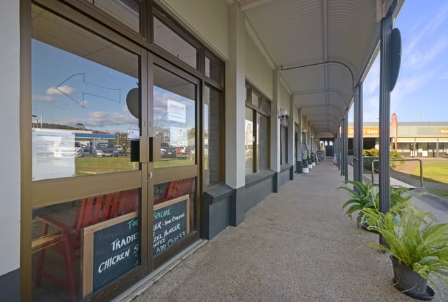 Shop 15/656 Toowoomba Connection Road Withcott QLD 4352 Shop 15/656 Toowoomba Connection Road Withcott QLD 4352
