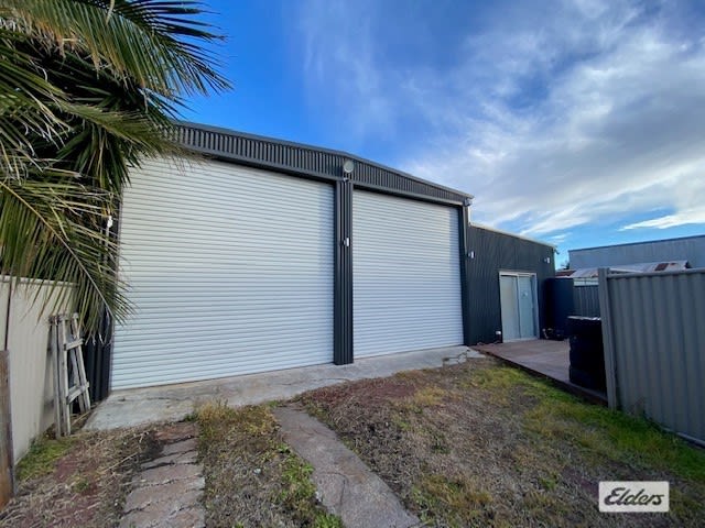 2/15 Finlayson Street Wollongong NSW 2500 2/15 Finlayson Street Wollongong NSW 2500