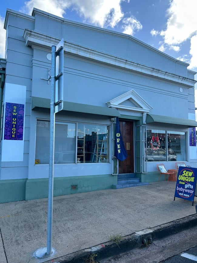 13 Central Street Sarina QLD 4737 13 Central Street Sarina QLD 4737