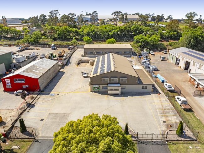 318-320 Anzac Avenue Harristown QLD 4350