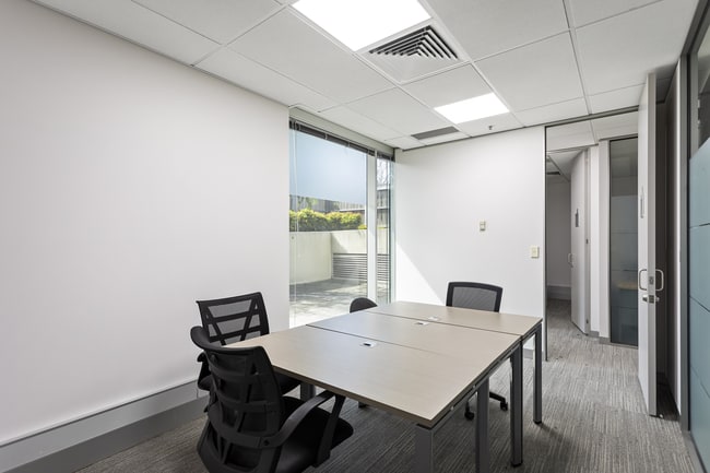 106 / 737 Burwood Road Hawthorn East VIC 3123 106 / 737 Burwood Road Hawthorn East VIC 3123
