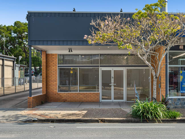 647 Oxley Road Corinda QLD 4075 647 Oxley Road Corinda QLD 4075