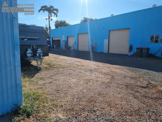 Shed 2,/34 Railway St Blackwater QLD 4717