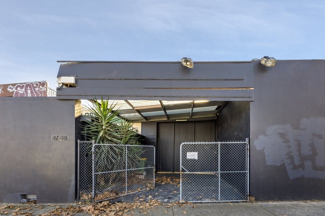 87 South Crescent Northcote VIC 3070 87 South Crescent Northcote VIC 3070