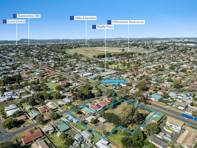 267 Taylor Street Wilsonton QLD 4350 267 Taylor Street Wilsonton QLD 4350