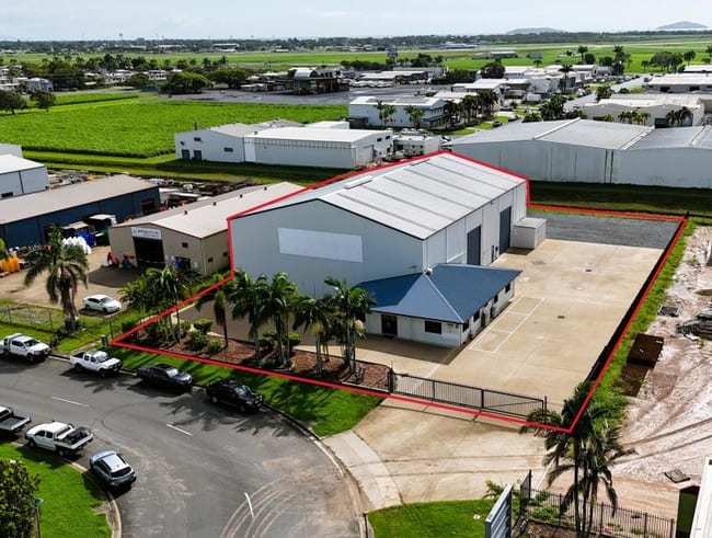 21 Transport Avenue Paget QLD 4740 21 Transport Avenue Paget QLD 4740
