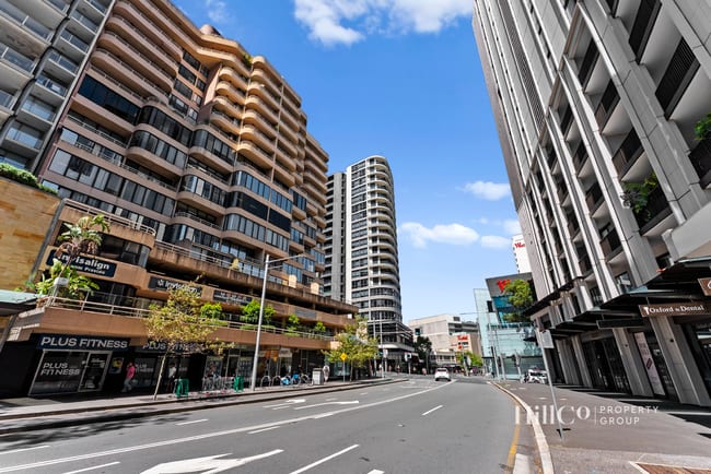 Suite 303/251 Oxford Street Bondi Junction NSW 2022 Suite 303/251 Oxford Street Bondi Junction NSW 2022