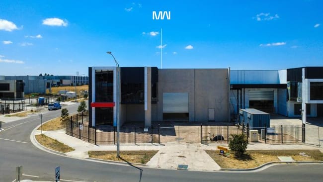 82 Annalise Drive Epping VIC 3076 82 Annalise Drive Epping VIC 3076