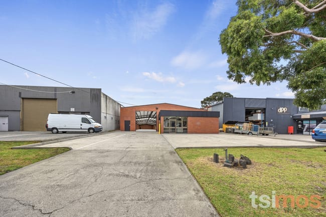 16 De Havilland Road Mordialloc VIC 3195 16 De Havilland Road Mordialloc VIC 3195