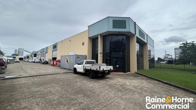 28/332 Hoxton Park Road Prestons NSW 2170 28/332 Hoxton Park Road Prestons NSW 2170