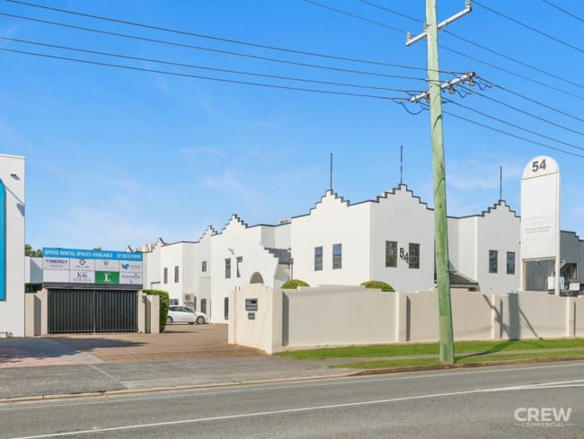 54 Siganto Drive Helensvale QLD 4212 54 Siganto Drive Helensvale QLD 4212