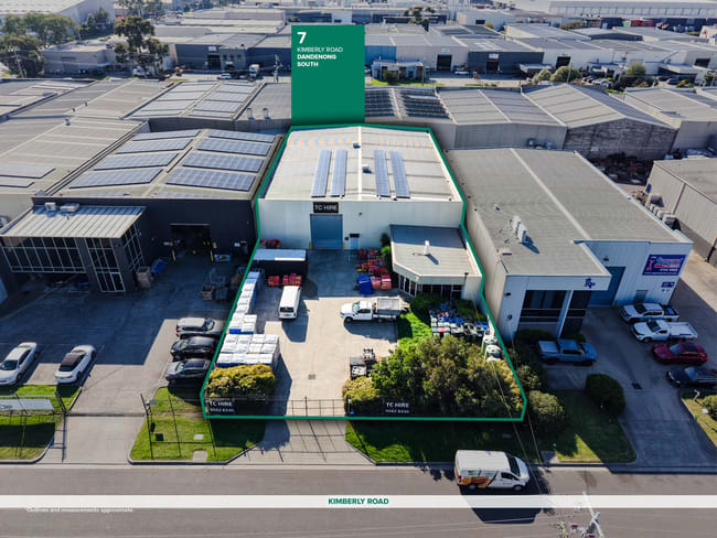 7 Kimberly Road Dandenong VIC 3175