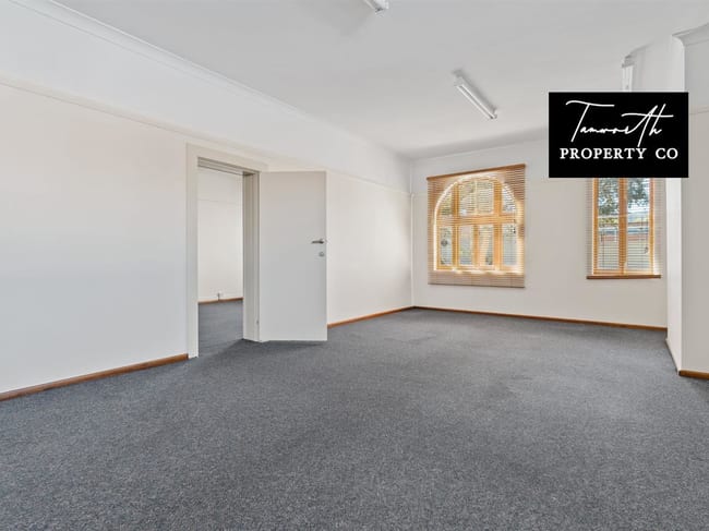 257 Peel Street Tamworth NSW 2340 257 Peel Street Tamworth NSW 2340