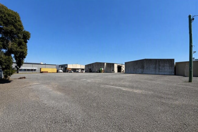 11 Mackie Way Brendale QLD 4500 11 Mackie Way Brendale QLD 4500
