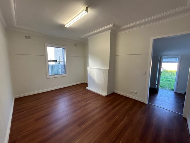 49 Kenny Street Wollongong NSW 2500 49 Kenny Street Wollongong NSW 2500