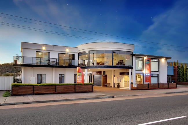 115 Esplanade Lakes Entrance VIC 3909