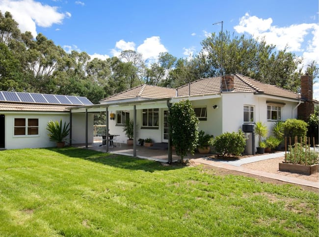 8 Rose Street Heyfield VIC 3858