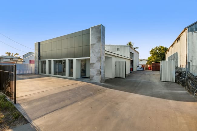 11 Oonoonba Road Idalia QLD 4811 11 Oonoonba Road Idalia QLD 4811