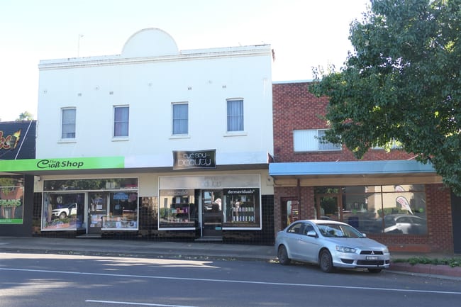 106,108,110 KENDAL STREET Cowra NSW 2794 106,108,110 KENDAL STREET Cowra NSW 2794