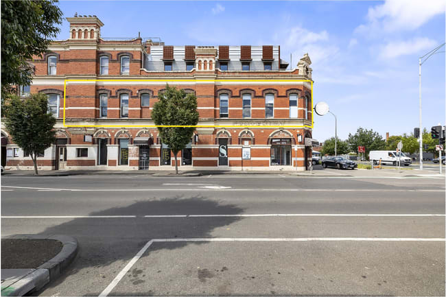 4/3 Peel Street South Bakery Hill VIC 3350